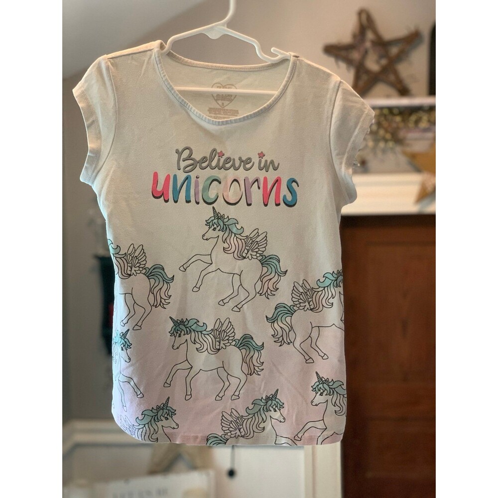 Unicorn print t shirt, Girls, Size 8